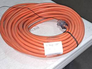lot 841 image: Century Extension Cord 100x16-GA