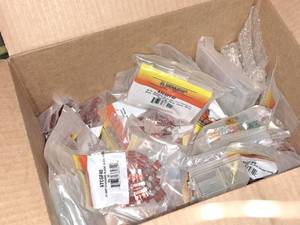 lot 847 image: Lot of (1 Box) Standard Blade Glow Fuse Assortments