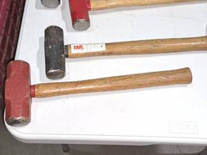 lot 860 image: Lot of (2) Sledge Hammers