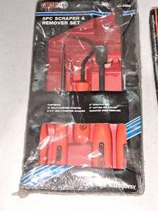 lot 873 image: Grip Scraper & Remover Set GSN5 5-piece (in original packaging)