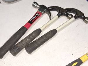 lot 865 image: Lot of (3) Claw Hammers