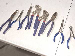 lot 901 image: Lot of (8) Hand Tools - Bent Nose Pliers, Needlenose Pliers, Slip Joint Pliers, Wire Cutters, End Cutters