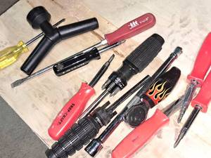 lot 908A image: Lot of (12) Hand Tools - Screwdrivers, Socket Extension