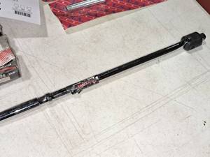 lot 951 image: Michigan Industrial Tools Tekton 18 12 Drive Breaker Bar 15356