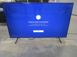 lot 800 image: SAMSUNG 55 Class 4K Crystal UHD (2160P) LED Smart TV with HDR (WHITE STREAK AT THE TOP OF THE SCREEN)