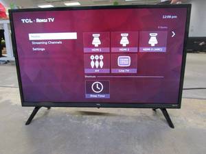 lot 810 image: TCL - 32 Class 3-Series HD 720p LED Smart Roku TV Model32S355
