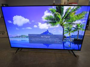 lot 811 image: LG - 55 Class UQ75 Series LED 4K UHD Smart webOS TV Model55UQ7570PUJ (BLACK LINE ON RIGHT HAND SIDE OF SCREEN)