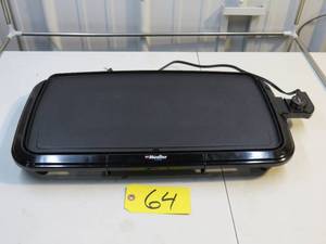 lot 64 image: Mueller Eco Nonstick Electric Griddle