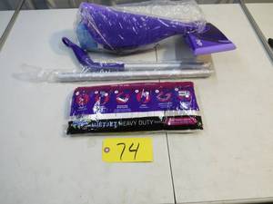 lot 74 image: Swiffer Wet Jet Floor Mop