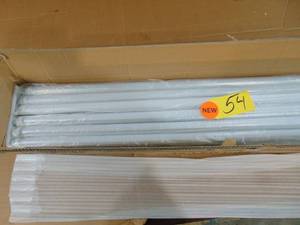 lot 54 image: Shinestar 24 Pack 4ft T8 Led Lights