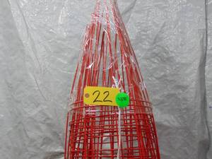 lot 22 image: 15 Pack Gardeners Blue Ribbon 42 in. Heavy-Duty Red Tomato Cage