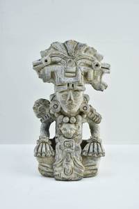 lot 47 image: Pre-Columbian Style Statue