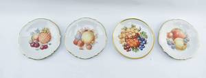 lot 165 image: Grp of 4 German Porcelain Plates w Fruit Designs
