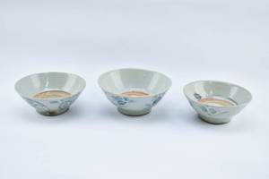 lot 22 image: 3 Antique Chinese Blue & White Porcelain Bowls