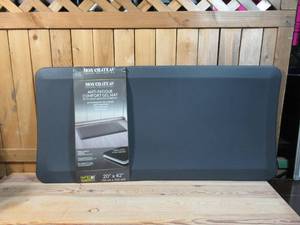 lot 50 image: Mon Chateau Anti-fatigue Comfort Gel Mat  Slate Gray