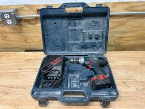 lot 66 image: BOSCH Brute 14v Cordless Drill with Battery, Charger and Case