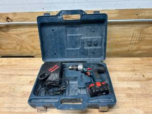 lot 67 image: BOSCH 14.4V Cordless Drill with Battery, Charger and Case