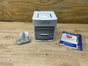 lot 91 image: ARCTIC AIR Pure Chill Personal Space Cooler
