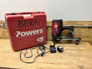 lot 42 image: POWERS TRAK-IT C5 Nail Gun with Case, 1 Battery and Charger