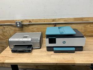 lot 122 image: HP Photosmart 8250 with HP OfficeJet Pro 8028