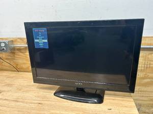 lot 88 image: APEX LE2612D 26 LED TVDVD Combo