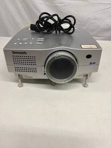 MSRP $1200 Panasonic PT-L780NTU LCD Wireless XGA Portable Video Projector - Great Working Condition