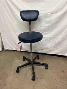 MSRP $550 Top Of The Link Haag-Streit Reliance&nbspPneumatic Adjust Ophthalmic Stool #4246 -&nbspfeatures 15-inch round seat with adjustable backrest, five-legged base, and height adjustment lever. Like New Condition&nbspHeight range19-27