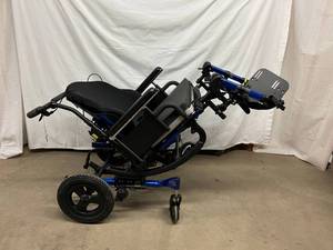 WOW MSRP $4000 Quickie Iris Tilt-in-Space Adult Wheelchair With Many Extras Including J3 Seating - Heavy Duty Blue Frame - Seat Width 21 Excellent Condition 2 Used Ones Just Sold Online For $2000 Each