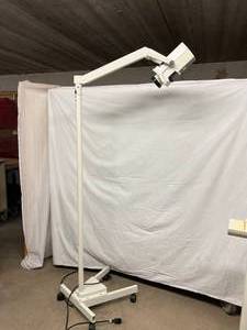 OHMEDA Medical Phototherapy Light 11 Model # 6600-0287-901 - Excellent Working Condition