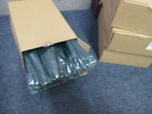 lot 23 image: 4 - 50 ct Christmas Light Yard Stak...