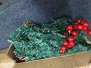 lot 25 image: 2 sets-9 ft Garland with Berries...