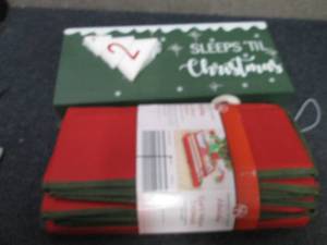 lot 27 image: Christmas Countdown , Holiday Wrap ...