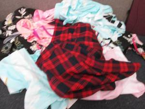 lot 46 image: Lot of Assorted Girls NWT Clothes S...