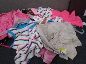 lot 47 image: Lot of Assorted Girls NWT Clothes S...