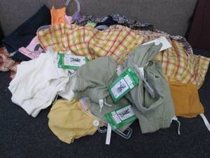 lot 49 image: Lot of Assorted Girls NWT Clothes S...