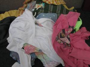 lot 52 image: Lot of Assorted Girls NWT Clothes S...