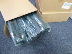 lot 114 image: 3 - 50 ct Christmas Light Yard Stak...