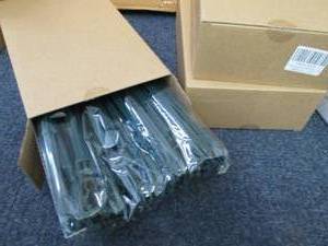 lot 115 image: 3 - 50 ct Christmas Light Yard Stak...