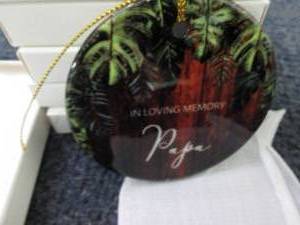 lot 153 image: 6 each In Loving Memory Papa Orna...