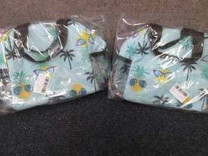 lot 160 image: 2 Insulated Lunch Bags...