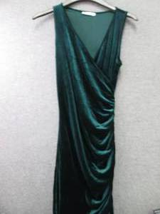 lot 177 image: Ladies Small Green Velvet Party Dre...
