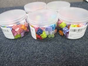 lot 208 image: 5- 48 pks Mini Claw Hair Clips...