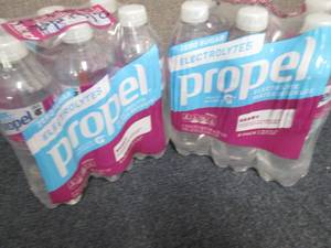 lot 283 image: 2- 6pks 16.9 oz Bottles Propel Berr...