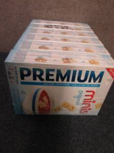 lot 303 image: 6- 11 oz Boxes Nabisco Premium Mini...