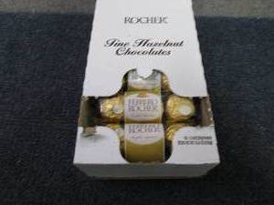 lot 369 image: 12- 1.3 oz pks Ferreo Rocher Fine H...