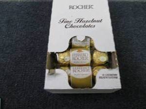 lot 372 image: 12- 1.3 oz pks Ferreo Rocher Fine H...