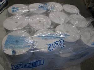 lot 386 image: 36 Rolls Scott Coreless 2 ply Toile...
