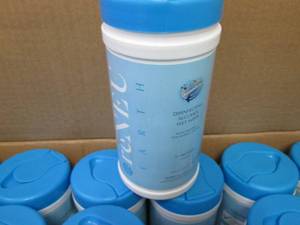 lot 404 image: Case of 24- 72 ct Canisters reNeu E...
