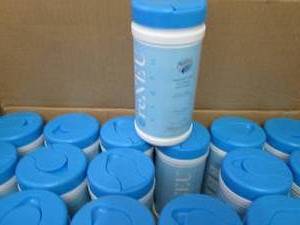 lot 409 image: Case of 24- 72 ct Canisters reNeu E...