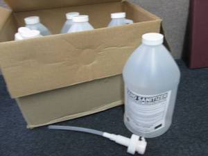 lot 419 image: 2 Cases of 6-12 Gallon Jugs Hand S...